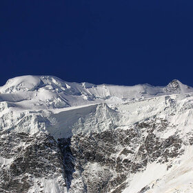 �����-���