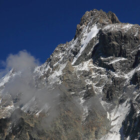 ����-���